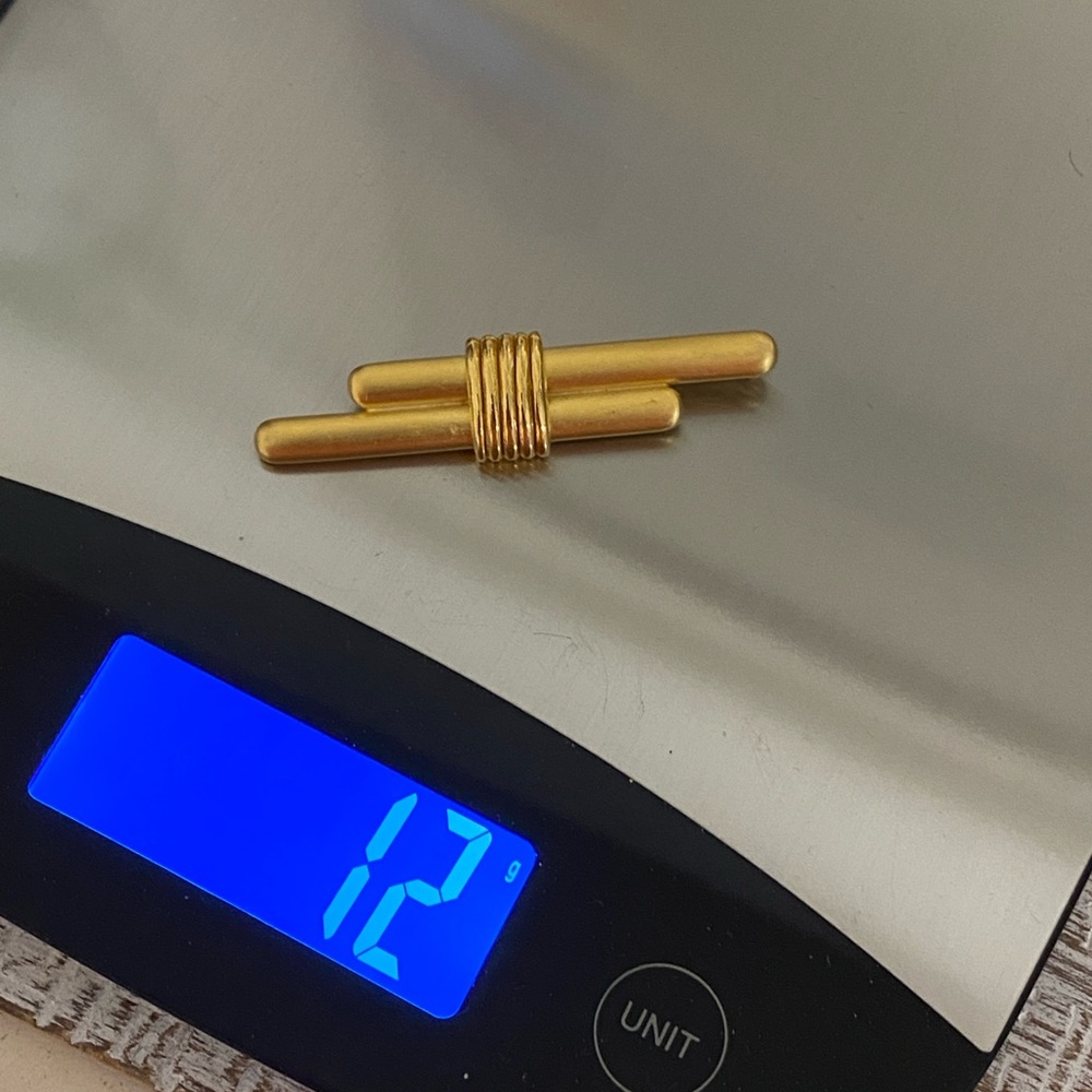 2 vintage gold tone pins - plus a FREE bonus - Picture 6 of 7
